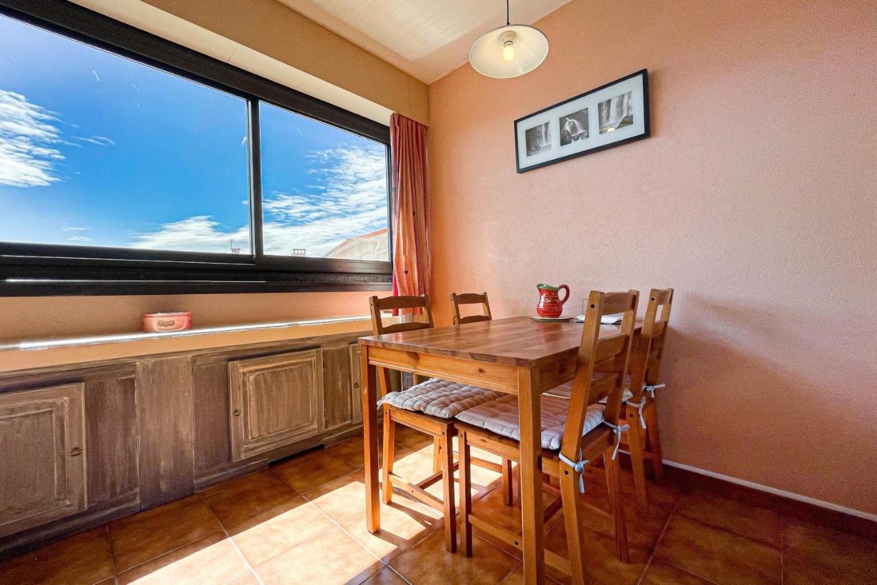 Bright Apartment With Pool Fréjus المظهر الخارجي الصورة