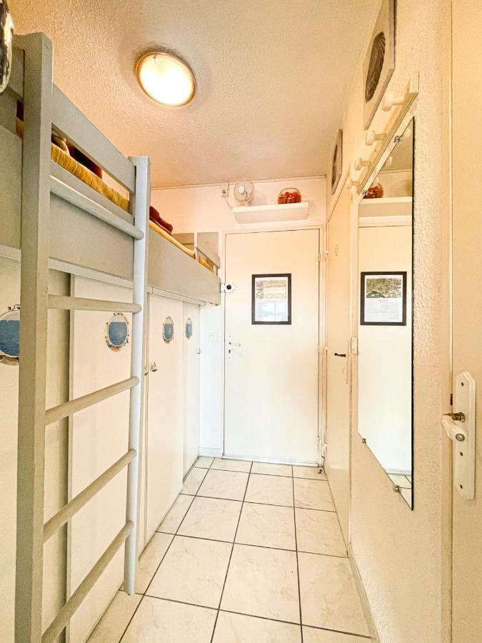 Bright Apartment With Pool Fréjus المظهر الخارجي الصورة